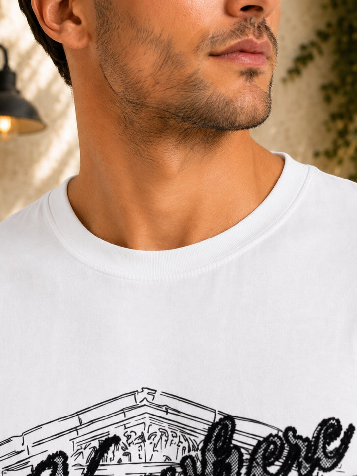Graphic T-Shirt – Off White