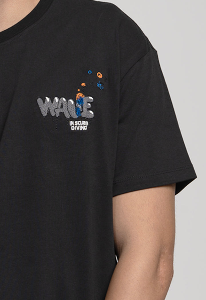 Black t-shirt with 'WAVE' logo on a plain background