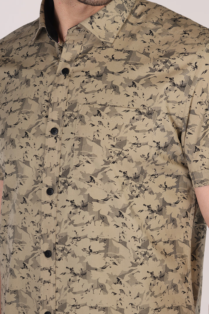 Men Cotton Half Sleeve All-Over Printed Casual Shirt